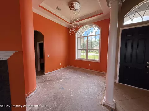 Living - 4045 Hanging Moss Loop, Spring Hill, FL 34609 photo 3 of 7