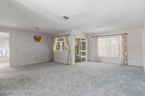 Living - 6402 Ocean Pines Ln, Spring Hill, FL 34606 photo 3 of 6