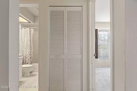 Entry Way - 6402 Ocean Pines Ln, Spring Hill, FL 34606 photo 2 of 2