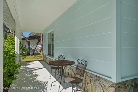 Exterior - 6402 Ocean Pines Ln, Spring Hill, FL 34606 photo 3 of 18