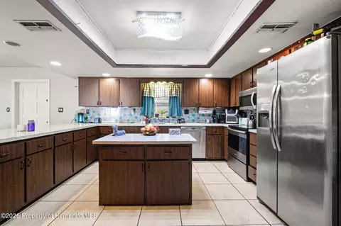 Kitchen - 12232 Comstock St, Spring Hill, FL 34609 photo 3 of 9