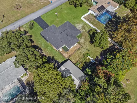 View/Area - 12232 Comstock St, Spring Hill, FL 34609 photo 6 of 7
