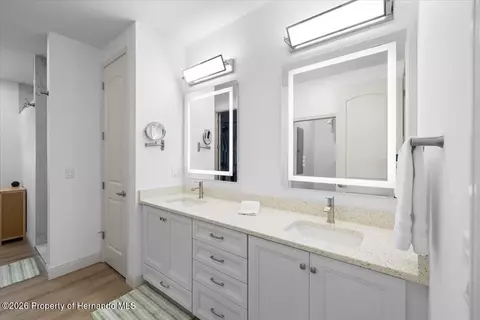 Bath - 4530 Kingston Dr, Hernando Beach, FL 34607 photo 1 of 6