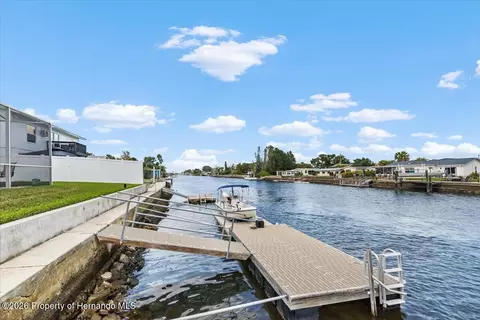 View/Area - 4530 Kingston Dr, Hernando Beach, FL 34607 photo 4 of 17