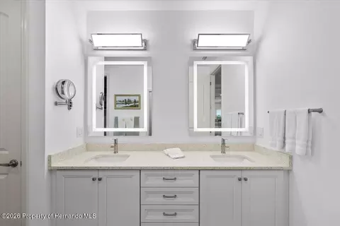 Bath - 4530 Kingston Dr, Hernando Beach, FL 34607 photo 2 of 6