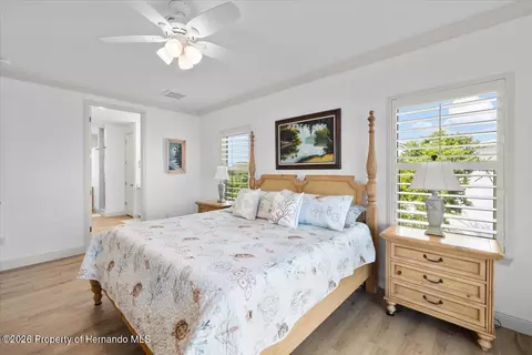 Bedroom - 4530 Kingston Dr, Hernando Beach, FL 34607 photo 2 of 4