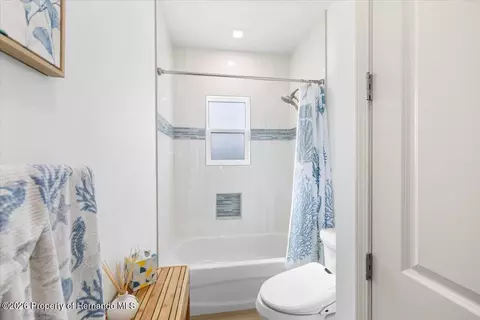 Bath - 4530 Kingston Dr, Hernando Beach, FL 34607 photo 5 of 6