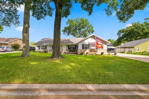 Exterior - 3351 SE 55th Ct, Ocala, FL 34480 photo 6 of 15
