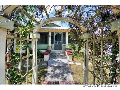 14 Grove Ave, Saint Augustine, FL 32084 photo 1