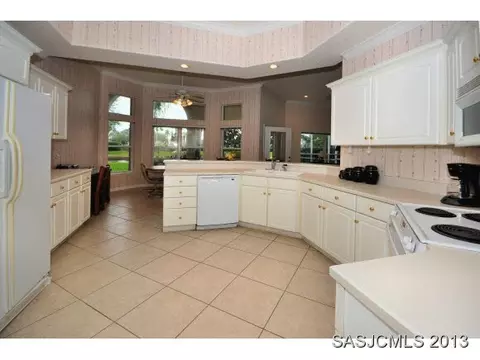 909 Spring Lake Ct, Saint Augustine, FL 32080 photo 6