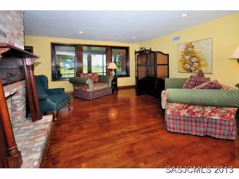 73 Magnolia Ave, Saint Augustine, FL 32084 photo 5