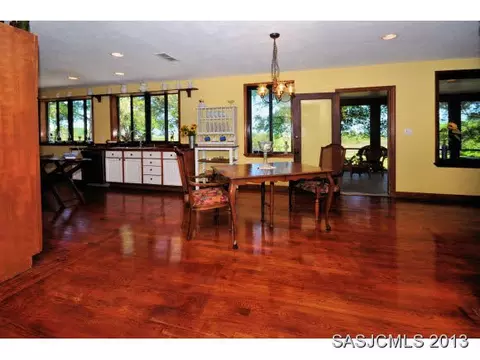73 Magnolia Ave, Saint Augustine, FL 32084 photo 6