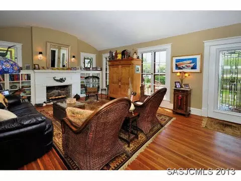 44 Macaris St, Saint Augustine, FL 32084 photo 4