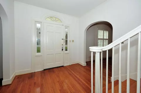 51 Magnolia Ave, Saint Augustine, FL 32084 photo 3