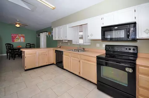 34 Comares Ave S, Saint Augustine, FL 32080 photo 8