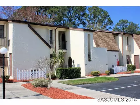 600 Domenico Cir C6, Saint Augustine, FL 32086 photo 2