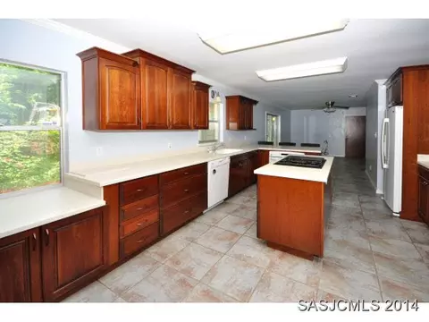 1824 Shore Dr, Saint Augustine, FL 32086 photo 9