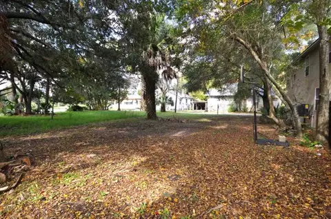 129 Dehaven St, Saint Augustine, FL 32084 photo 3