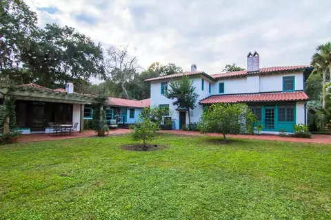 39 Magnolia Ave, Saint Augustine, FL 32084 photo 2