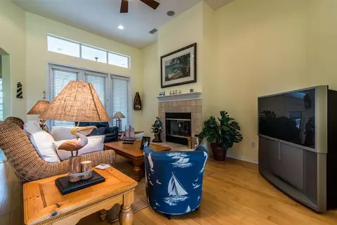 352 Point Pleasant Dr, Saint Augustine, FL 32086 photo 6