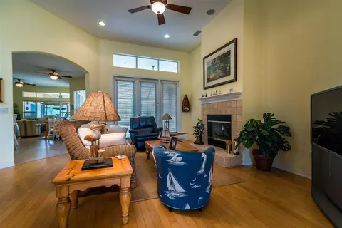 352 Point Pleasant Dr, Saint Augustine, FL 32086 photo 4