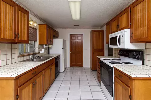 303 Segovia, Saint Augustine, FL 32086 photo 9