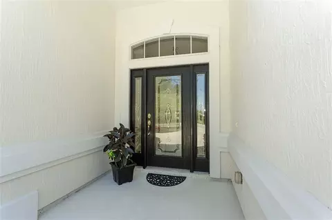921 Oxford Dr, Saint Augustine, FL 32084 photo 2