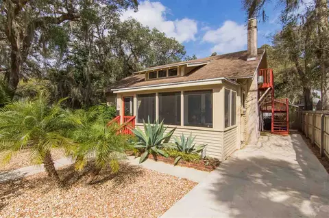 24 Macaris St, Saint Augustine, FL 32084 photo 2