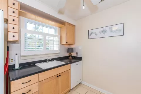 83 Comares Ave UNIT 1B, Saint Augustine, FL 32080 photo 5