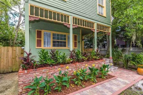 40 Sanford St, Saint Augustine, FL 32084 photo 2