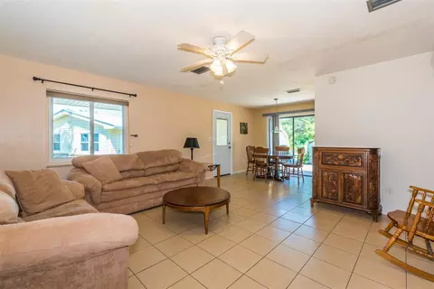 240 Phoenetia Dr, Saint Augustine, FL 32086 photo 4