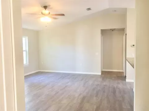 204 N Whitney St, Saint Augustine, FL 32084 photo 2