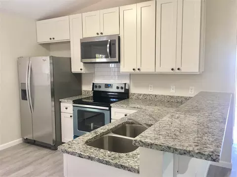 204 N Whitney St, Saint Augustine, FL 32084 photo 5