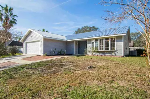 626 Queen Rd, Saint Augustine, FL 32086 photo 3