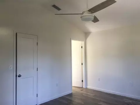 326 St George Ave, Saint Augustine, FL 32084 photo 4