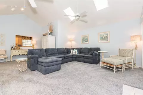 101 S Lake Cir, Saint Augustine, FL 32084 photo 13