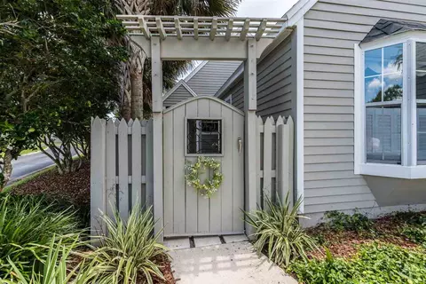 101 S Lake Cir, Saint Augustine, FL 32084 photo 4