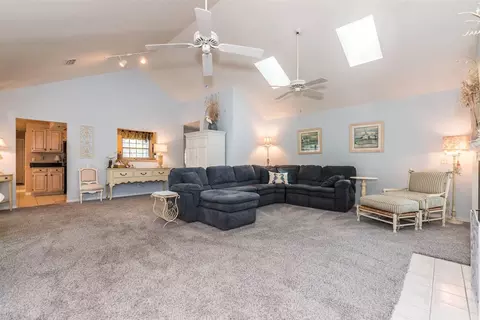 101 S Lake Cir, Saint Augustine, FL 32084 photo 9