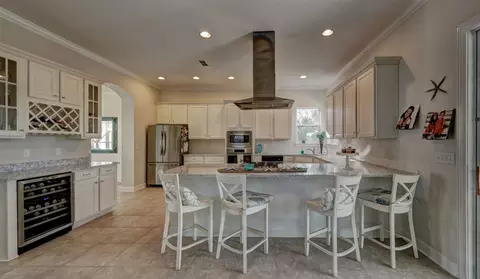318 Ribault St, Saint Augustine, FL 32080 photo 2