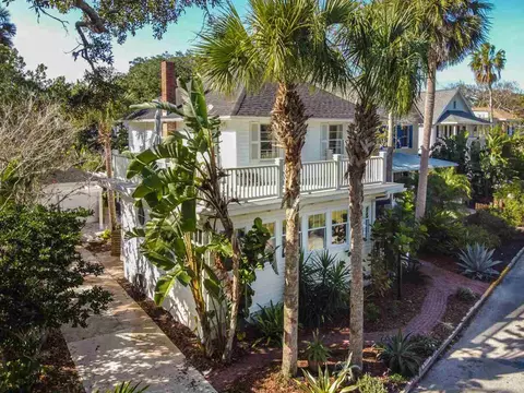 8 Tremerton St, Saint Augustine, FL 32084 photo 1