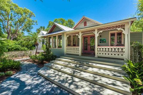 325 St George St, Saint Augustine, FL 32084 photo 1