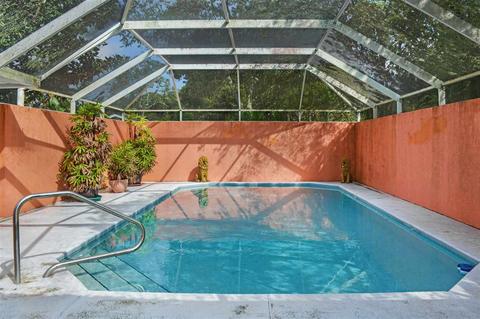 635 Segovia, Saint Augustine, FL 32086 photo 2