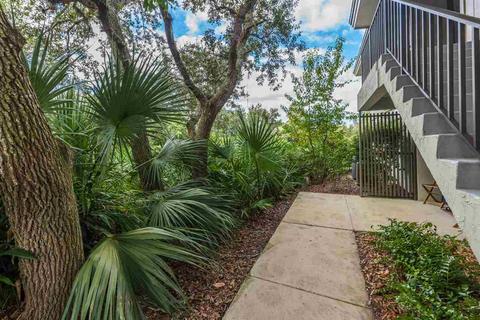 25 Catalonia Ct, Saint Augustine, FL 32086 photo 2
