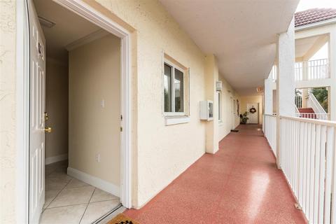 157 Marine St #208, Saint Augustine, FL 32084 photo 2