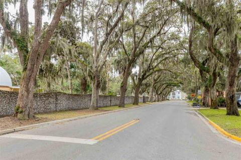 10 Magnolia Ave, Saint Augustine, FL 32084 photo 2