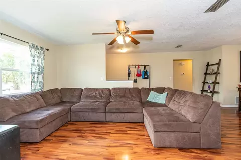 34 Sea Park Dr, Saint Augustine, FL 32080 photo 4