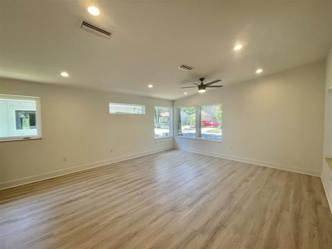 53 S Whitney St, Saint Augustine, FL 32084 photo 4