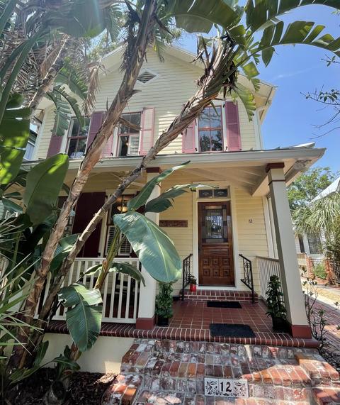 12 Sevilla St, Saint Augustine, FL 32084 photo 1