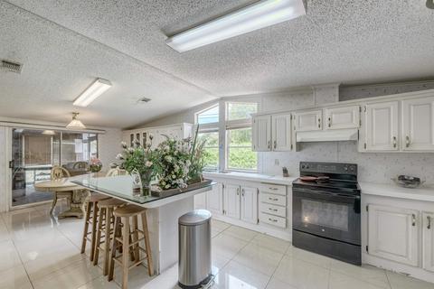 901 W 4th St, Saint Augustine, FL 32084 photo 9