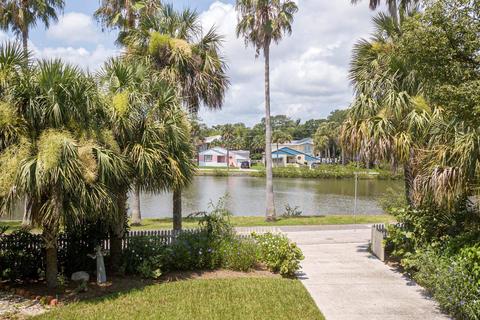 294 St George St, Saint Augustine, FL 32084 photo 3